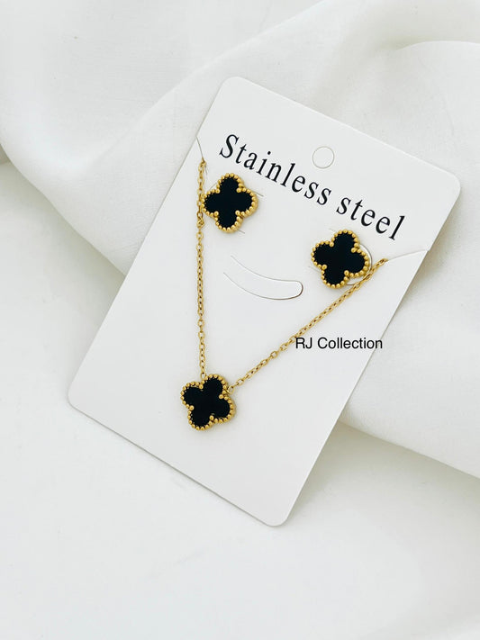 Elegant Pendant and Earrings Jewelry Set – Timeless Design