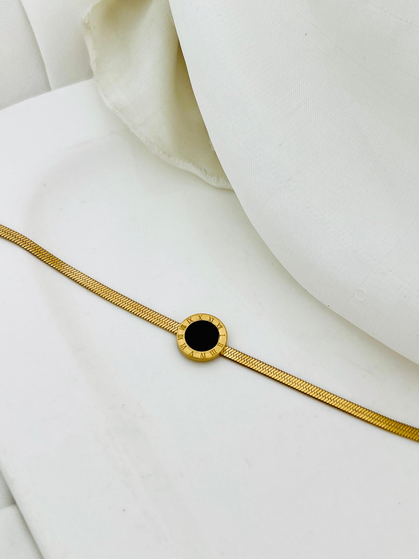 Luxury Gold-Plated Bracelet – Stylish Jewelry for Every Occasion